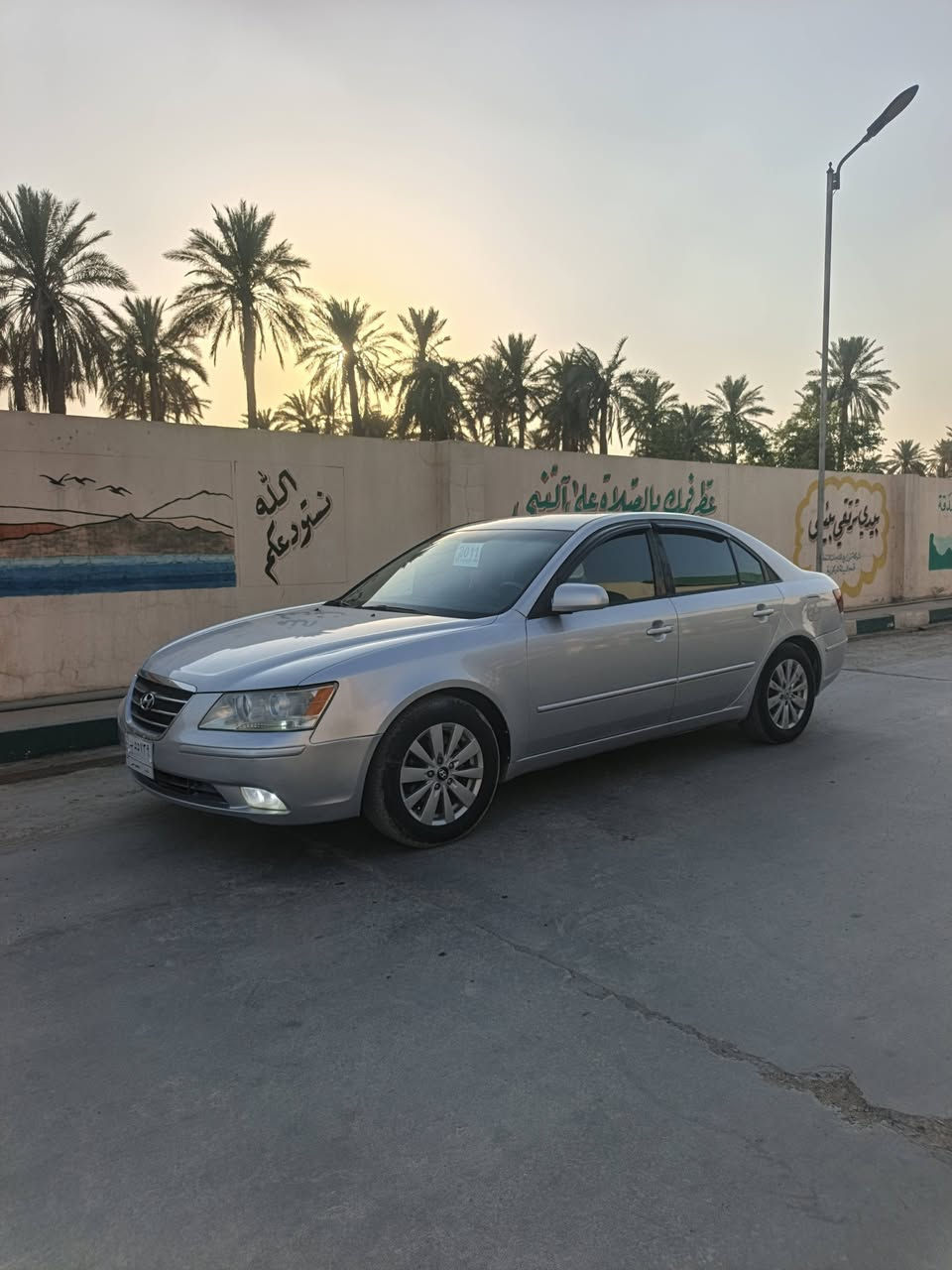 السلام عليكم اخوان عندي سوناتا للبيع ٢٠٠٩ وارد امريكي مكينه ٢٤٠٠ دووش رقم بغداد تحويل ثاني يوم
السلام عليكم اخوان عندي سوناتا للبيع ٢٠٠٩ وارد امريكي مكينه ٢٤٠٠ دووش رقم بغداد تحويل ثاني يوم 
(مكينه + كير + تبريد + حدادايه امامي وخلفي) جاهزات ومكفولات اخوان السياره مال جنااي وحيل حلوه وناعمه نصبتها احلى من الصور 
السياره ليبل واحد عدا البنيد مصبوغه حزام اثر جراد والسونار بالمنشور بدون دواخل ( لغود شواصي تكم حوض قماره) كله مكفول هذا 
السعر ٩٨ مكاني بغداد ابو غريب للاستفسار *********** او ***********

