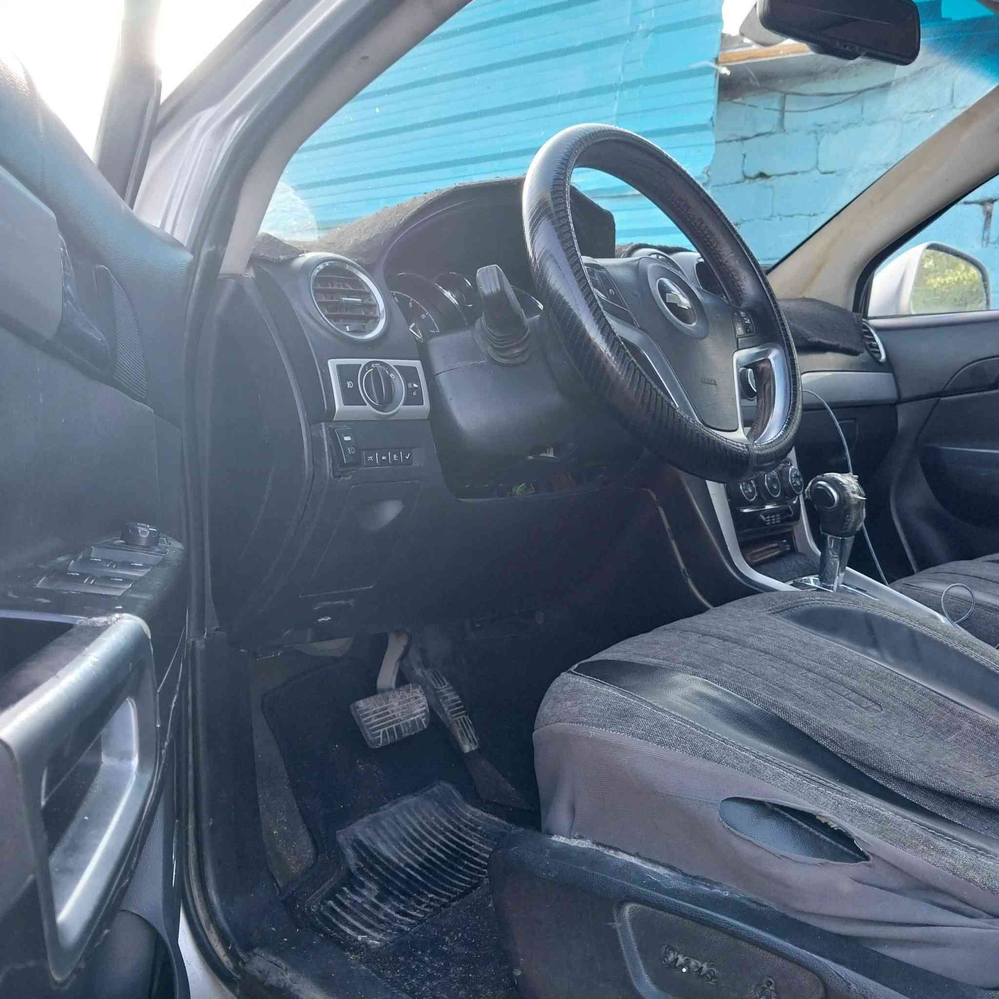 السلام عليكم مراوس ابسياره حتالو امفلشه باس كون راقم بصره اويطيني فرق شفر اليت اكتيفيا مديل ٢٠١٢ حدياده مكينه كيرخير من الله كهربيات كلها شغله السياره فول LTZ السياره جرده اوحرامات اصقطها اوراعيها موجود السعر ٤٦ الف رحمه الولديكم المايعجبه ياعبر المنشور *********** وانا حضر
