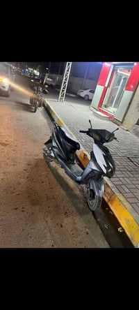 للبيع دراجه شحن أو مرواس بدراجه كير بطاريات نص عمر كله شغال سعر 200 وب...