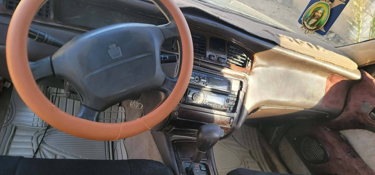 سلام عليكم شباب  كراون بطه  سياره خير من يم اللله   محرك خير من  يم اللله  الا تنقيص التبخير رقم نكليزي  مشروع وطني شرط المداور  تشتري داور ثاني يوم جديد سياره جاهزه مالت شغل اللله شاهد  جاهزه تخم تاير ستوه مبدل باتري جديد  زنون سياره مكان السياره ميسان رقم الهاتف *********** الشراي بيه خير ويدلل
