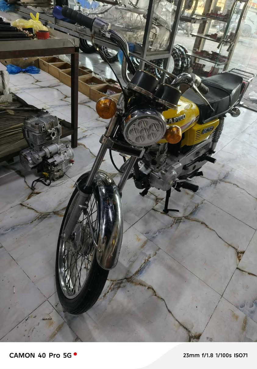 السلام عليكم دراجه البيع ايراني اصلي كلك نضافه فول احله من الصوره السعر 375 الف دينار وبيه مجال حك الجيه ‏‪***********‬‏
