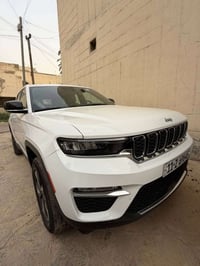 جيب  2024 ليمتد 4Xe  هايبرد بلك إن وارد أمريكي المواصفات: موديل 2024 ف...