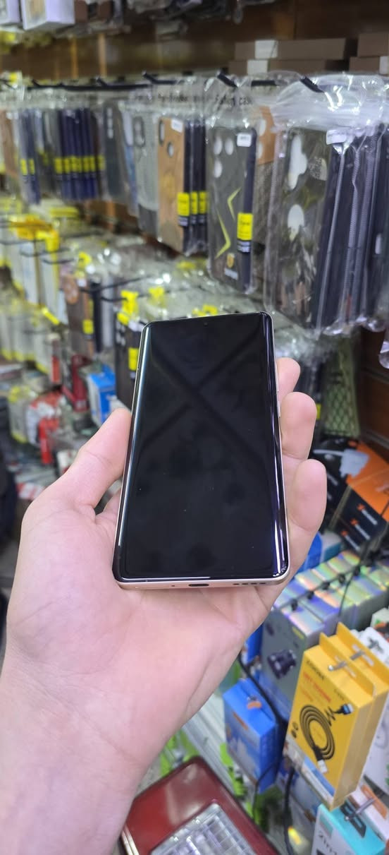 ريلمي 15برو فايف جي
ذاكره 512
رام 12+14
بطاريه 7000
جهاز فول شرط انطيك
الجهاز فقط بي هاذا الفطر اليم الكامرات.
السعر 470 قفل
***********
