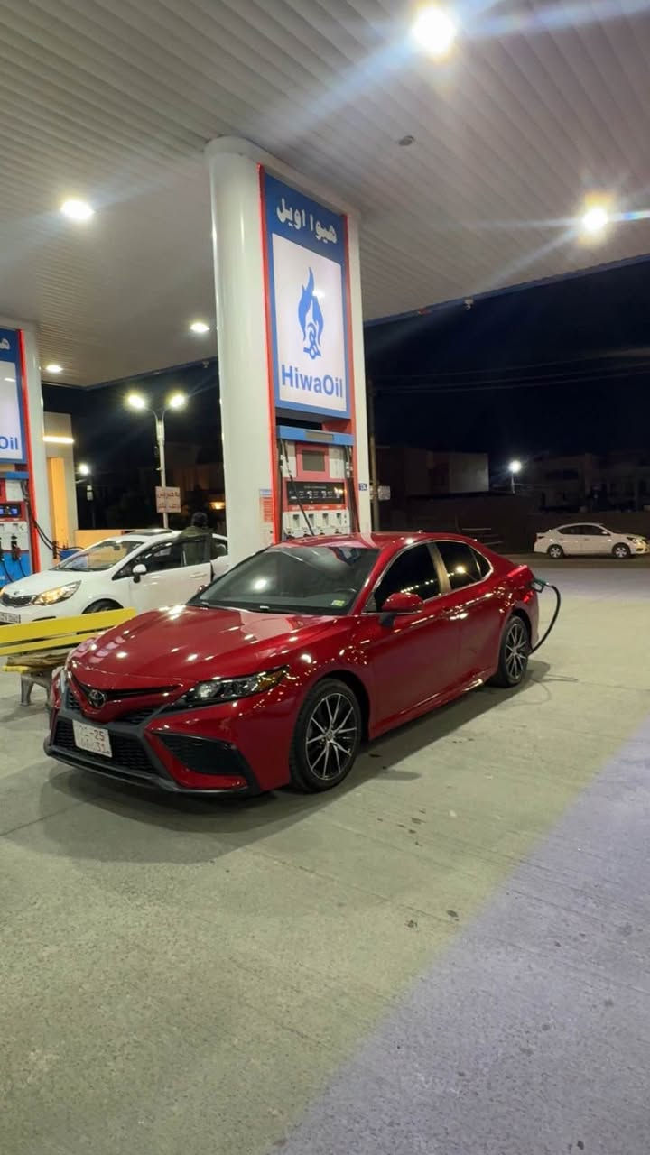 تۆیۆتا كامری٢٠٢٣ یەك چامرخی بشتی سبوخە سێ پارچەیی كلیرە ئەمریكا بی داخیل بی ئیرباك٣٦ مایل رۆیوە  بەناوی خۆمە 
*********** أربيل, العراق
