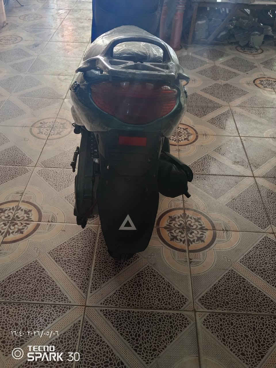 دولفين تعمير  دراجه كامله كهربائيات شغاله وسلف شغال  دراجه مرتبه سعره 700وبيه مجال
0782267446واساب فيسبوك غير موجود


**إذا كنت صاحب هذا الإعلان وتريد حذفه لأي سبب، رجاءا أرسل رسالة إلى الدعم الفني**