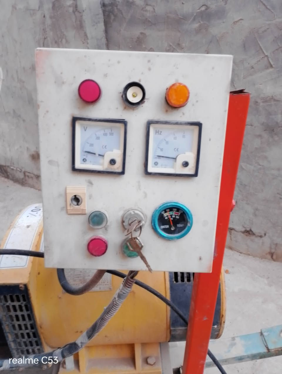 السلام عليكم موجوده كيا للبيع نكري سلف مولدي نضيفه ما بيها حتى تبخير 
مكان حل السياحي 
سعر 14 وبيها مجال 
0783 878 7667
