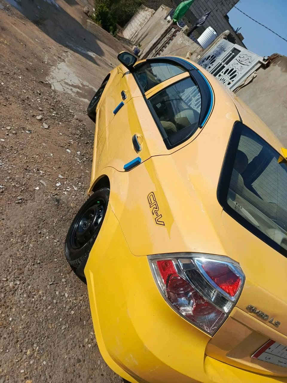 افيو ١١ خليجي محرك مفتوح السياره كير ومكنه جديده على سحك ستوني شادهه هيه وللكير تخم تاير جديد حداده ١٠٠ بل ١٠٠ ستوني مسوها شاشه غرفه نضيفه بيها بس جاملغ مبدل مكفوله السياره سعر  55 ***********
