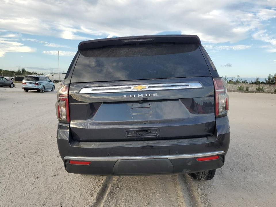 السلام عليكم تاهو ls  2024
لون اسود كذاب ( كحلي داكن ) 

ضررها موضح بالصور

 رأس جاملغ وحدادية تاير 

موعد وصولها يوم  بشهر الثالث 

  واصله للميناء بسعر 388 

او تريد مطروحة بسعر 366

رقمي ***********
