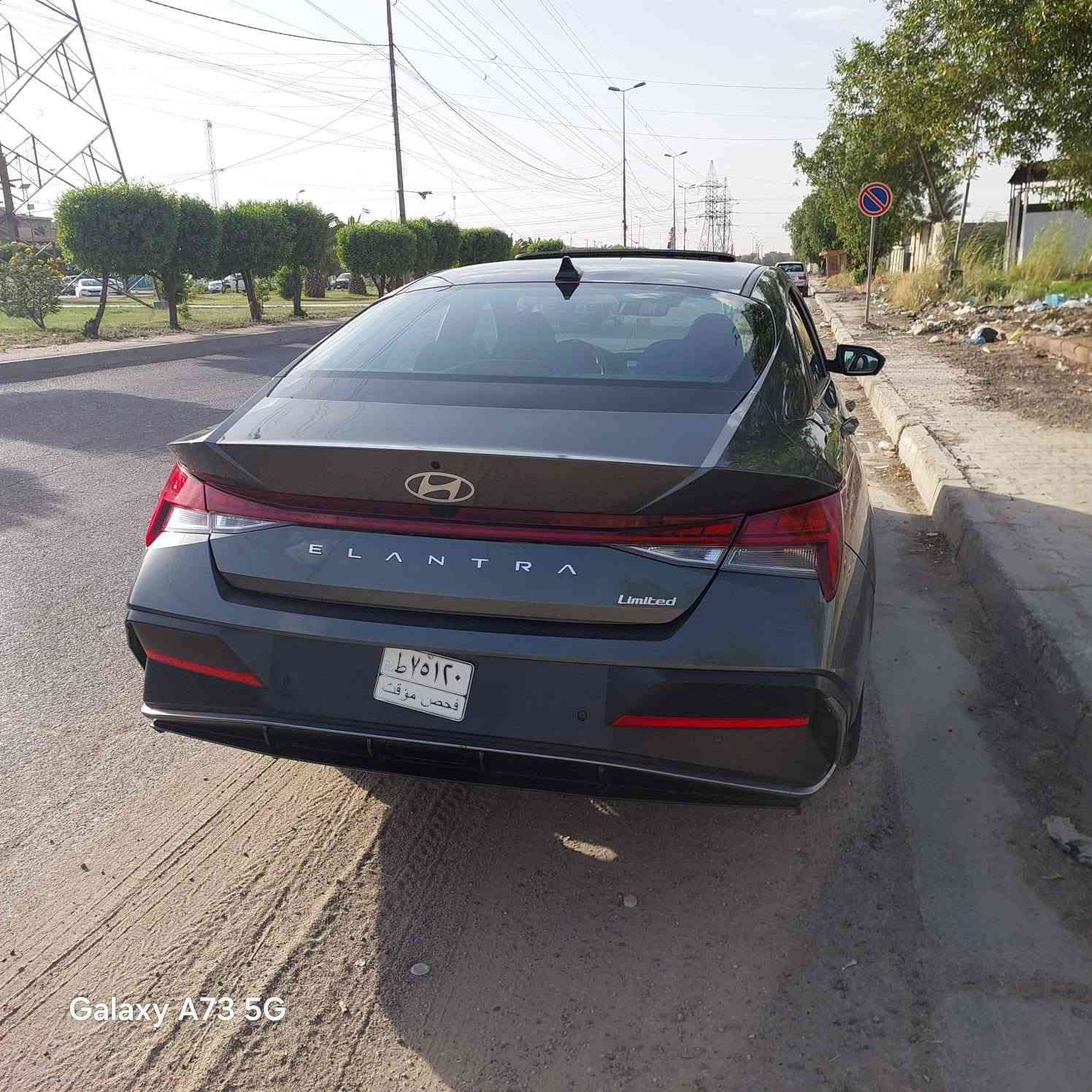 � للبيع – النترا  لمتد 2024 فول مواصفات 🚗

النوع: إلنترا  لمتد
الموديل: 2024
اللون: فيلي 
القير: أوتوماتيك
الوقود:  (بنزين )
المسافة: 12الف ميل 
المنشأ: وارد أمريكي

📌 الوصف:
ضرر بالبنيد تم تبديله،،وجامغل السيارة بحالة ممتازة جدًا ومكيفة (باردة).

✨ المواصفات:

 • بصمة تشغيل ودخول
 • رادارات أمامي / خلفي / جانبي
 • كشنات جلد مع تدفئة وتبريد
 • خزن ميموري للمقاعد
 • شحن وايرلس
 • نظام صوت احترافي
 • تحكمات سكان وسستم متكامل
 • فتحة قمارة
 • مرايات شفط
 • إشارات بالمرايات
 •  جنطة ذكية
كامرات محيطية
لد دشبول 
وبعد بيها هواي مواصفات  

📍 الموقع: بغداد – الشعلة 
💰 السعر: 160 (قابل للتفاوض)
📞 للتواصل واتساب فقط:


**إذا كنت صاحب هذا الإعلان وتريد حذفه لأي سبب، رجاءا أرسل رسالة إلى الدعم الفني**
