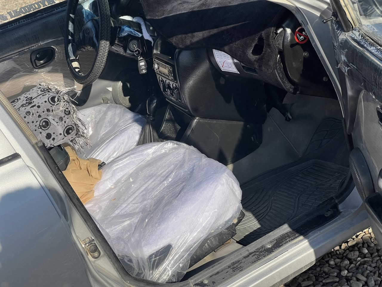 سياره هونداي للبيع موديل ٩٥ سياره جاهزه من كلشي بس محرك يبخر قليل سياره تحويل مباشر سنويه لل ٣٠  السعر 28 وبيها مجال /لاستفسار /***********
