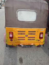 تكتك للبيع ٢٠١٨ شهر ١٢ مرقمه رقم انكليزي سنويه تحويل السعر ٥ و ٦٠٠ رقم...