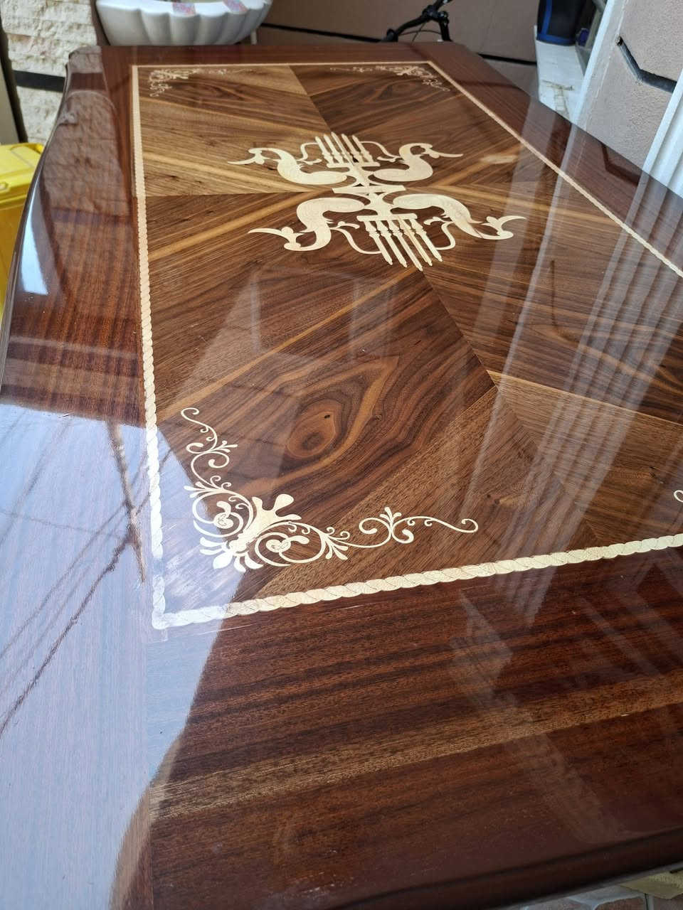 السلام عليكم ميز ست كراسي نوع الميز صاج ايراني مع ست كراسي للبيع


**إذا كنت صاحب هذا الإعلان وتريد حذفه لأي سبب، رجاءا أرسل رسالة إلى الدعم الفني**