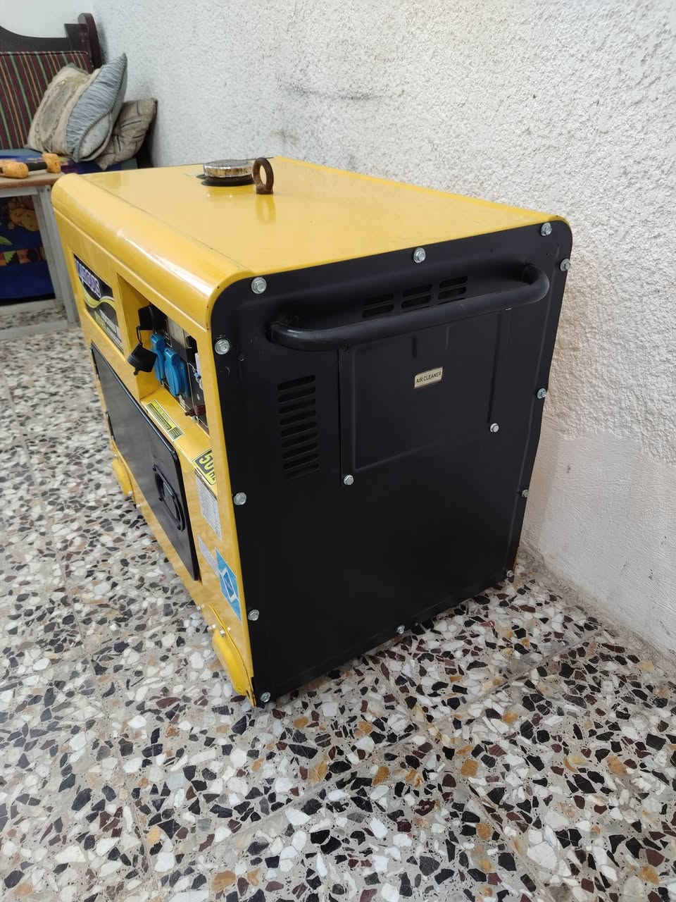 سلام عليكم مولده كاز كاتم 7كيفي 28امبير مولده كلش نضيفه بلاديه ما داخله تصليح نكره سلف سعر 800 مكاني بغداد الشعب تواصل ***********
