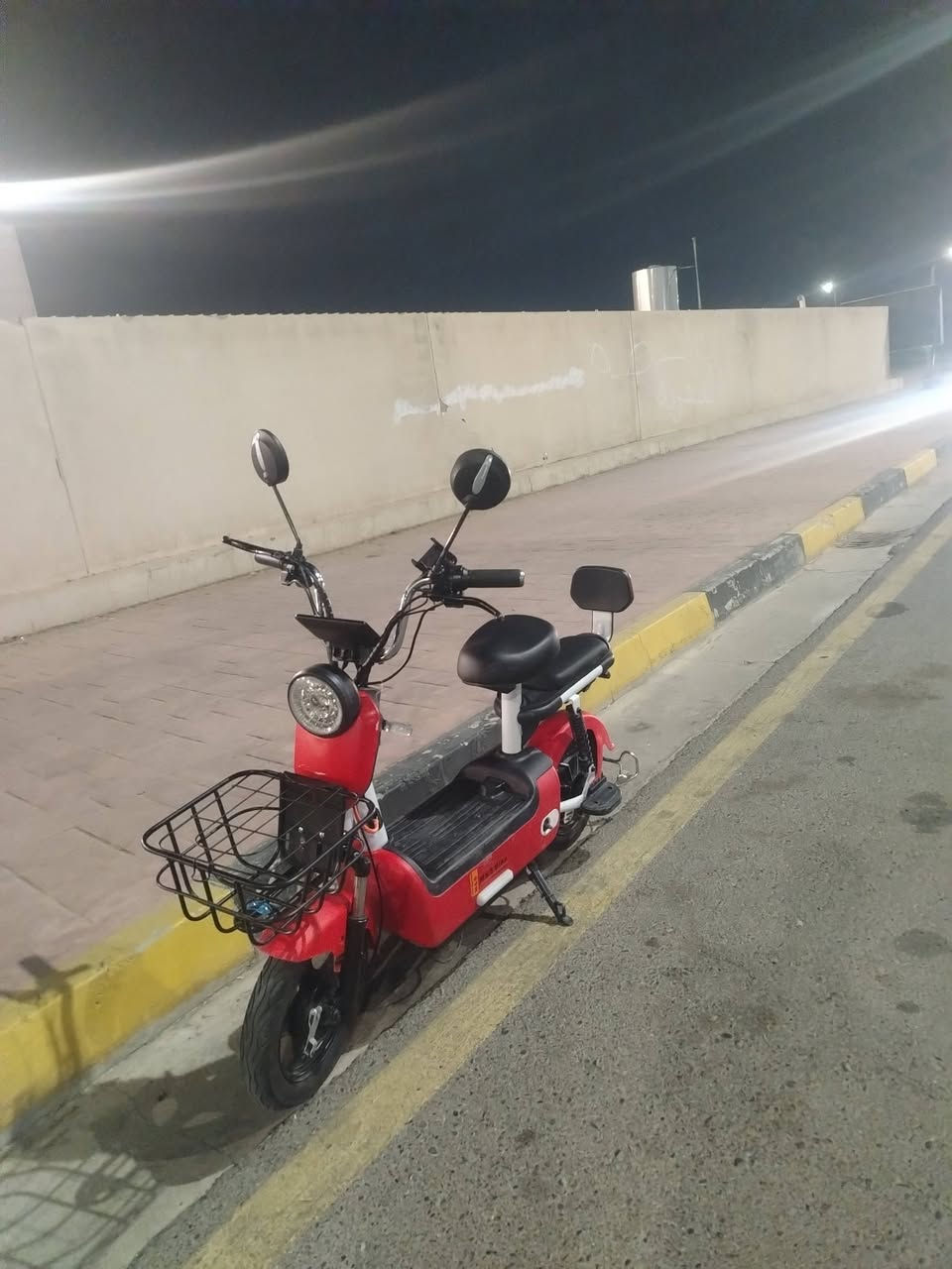 ماطور شحن جديد جديد استعمال اقل الشهر وشرط الفحص كلو شغال مابي شي عاطل السعر، 280وبي مجال بسيط المكان حي التحرير ***********

