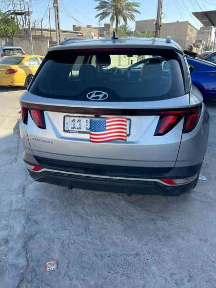 سلام عليكم. 
هونداي توكسان سلفر 2024 وارد امريكي 
سيارة ماشية 32ميل  بعدها جديدة    
السيارة نظيفة  جداً. مكفولة كير ومكينه صور حادثها مرفقة بالمنشور  حادث بدون شواصي ولا لغود  فقط بنيد مبدل ومصبوغ يعني السيارة قطعة وحده     
مكينة 2500 gdi نظافة 100٪ مكفولة هية والكير 
مواصفات فول عدا الفتحة 
بصمة 
شاشة كبيرة 
كامرة دوارة
جنطة كهرباء
بصمة ابواب اشارة ترحيب عند الاقتراب
تحكات تبريد والشاشة  لمس 
تحكمات استيرن 
تحديد مسار 
قيادة ذاتية 
كروز سرعة 
راداد امامي وخلفي توقف ذاتي عندمرور اشخاص او عجلات 
مانع انزلاق 
كشنات كهرباء 
كشنات تدفئة 
كشن كهرباء 
قطعتين تبريد 
توقف ذاتي 
هند بريك بصمة
وباقي مواصفات معروفة 
سيارة نظافة 100٪ 
: غير متواجد على الفيس بوك للاستفسار الاتصال على الرقم 
***********
