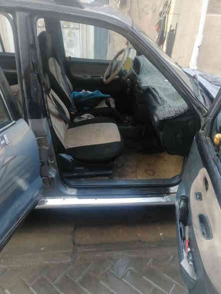 السلام عليكم كيا سبورتج للبيع موديل ٩٤ رقم دولي بسمي مكينا كير اكسل مقفولات العنوان بغداد الشعب *********** السعر ٤٢
