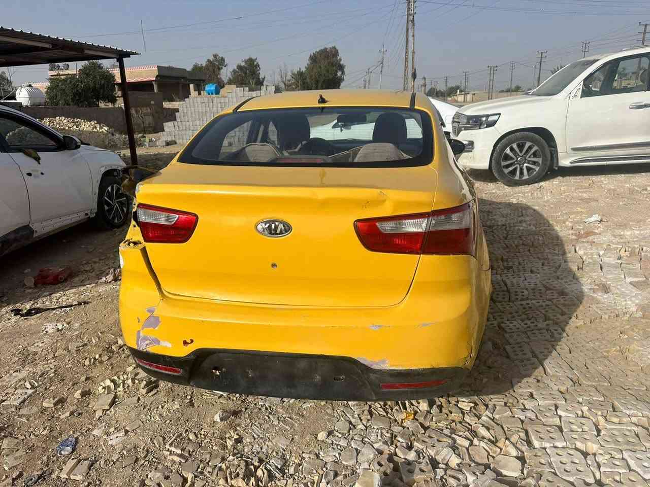 السلام عليكم
كيا ريو خليجي موديل 13 رقم قادسية حادثها شبر بالجاملغ الخلفي ابيعها على حادثها سيارة شغالة  تحويل مباشر 
السعر مناسب  
العنوان بغداد تقاطع نهروان 
***********
