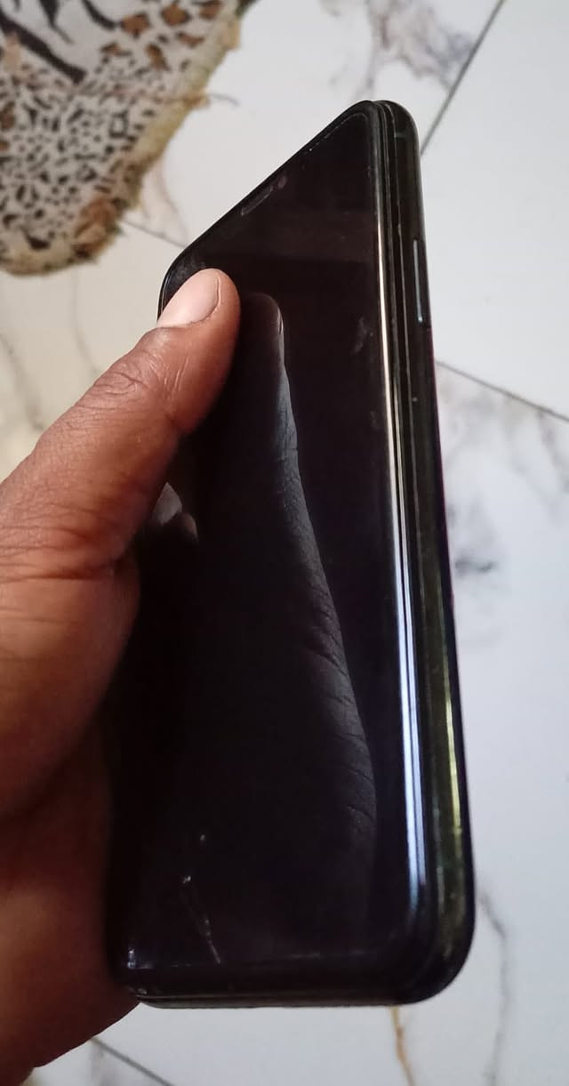 ايفون ١١ برو فقط ذاكره ٢٥٦ مراوس بايباد


**إذا كنت صاحب هذا الإعلان وتريد حذفه لأي سبب، رجاءا أرسل رسالة إلى الدعم الفني**