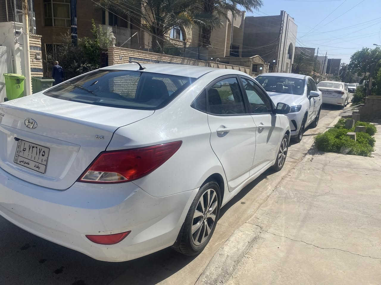 اكسنت 2017 خليجي
مكفولة كفالة عامة من صبغ وتبديل وبارد بيها ملاحضات بسيطه موضحه
ماشيه 44 الف حقيقي 
فتحة وشاشة وكامرة تحكم ستيرن 
مكينة كير كله جديد تبريد ثلج
سيارة على وضع الشركة 
مكاني بغداد حي العدل
***********
سعر 128 وبيها مجال
