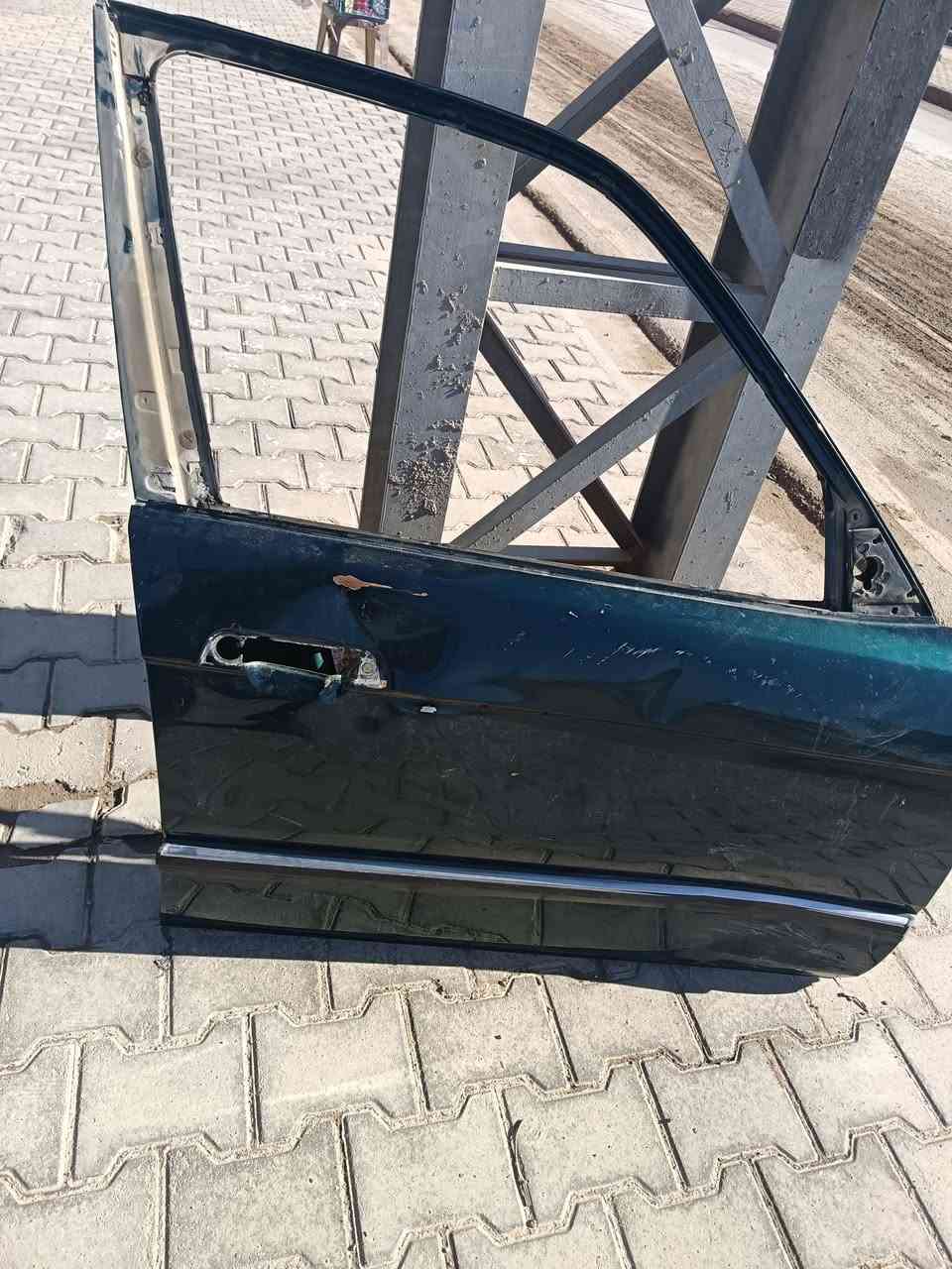 باب ٧٠٠ بدي قديم عكس السايق
بيها ظربه مثل ما موضحه بل الصور
قيم واخذ بلي يرضه الله
مكاني الكوت ***********
