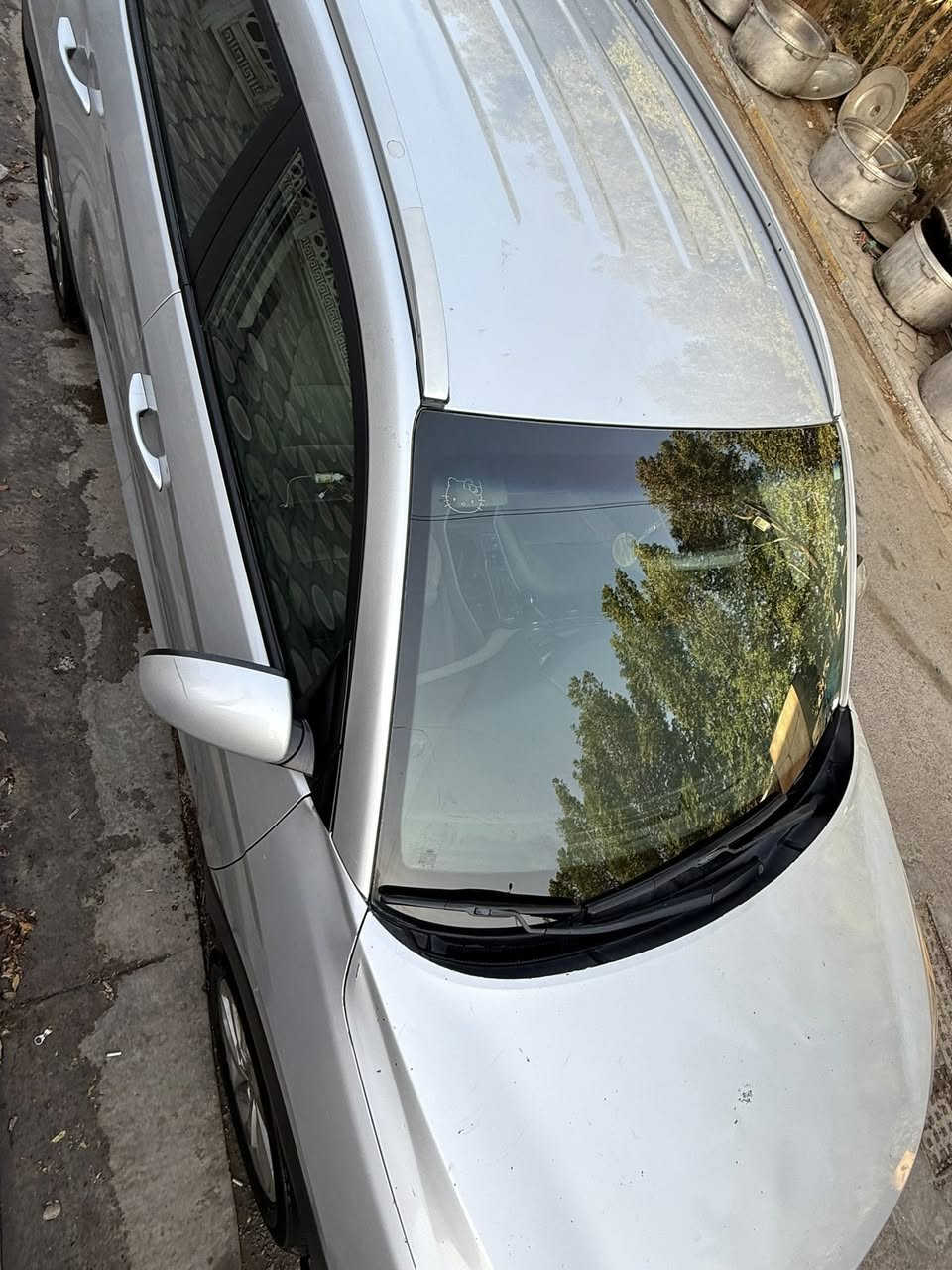 السلام عليكم
توكسان موديل 2018 
نص موصفات 
محرك جي دي اي  ٢٠٠٠
وارد امريكي 
ماشية 89450 ميل
رقم بغداد وطني 
سكن بغداد حي الجهاد 
السعر 155 وبيها مجال بسيط 
رقم الهاتف :***********
