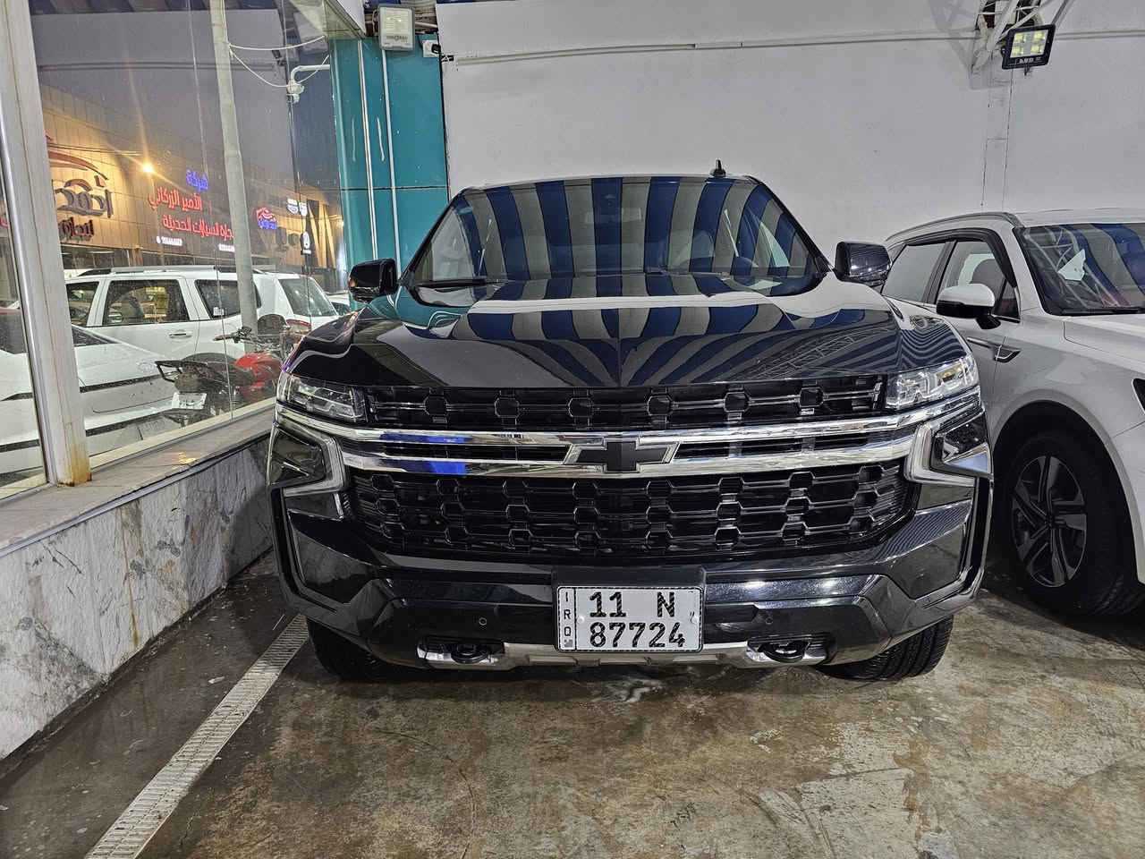 سلام عليكم تاهو موديل 2022موصفات lsمكفولة  ماشيه٩٤ حيل نضيفة السيارة السعر 415 مكينه على الشركه وجاهزه مابيه اي نقص رقم الهاتف ***********
