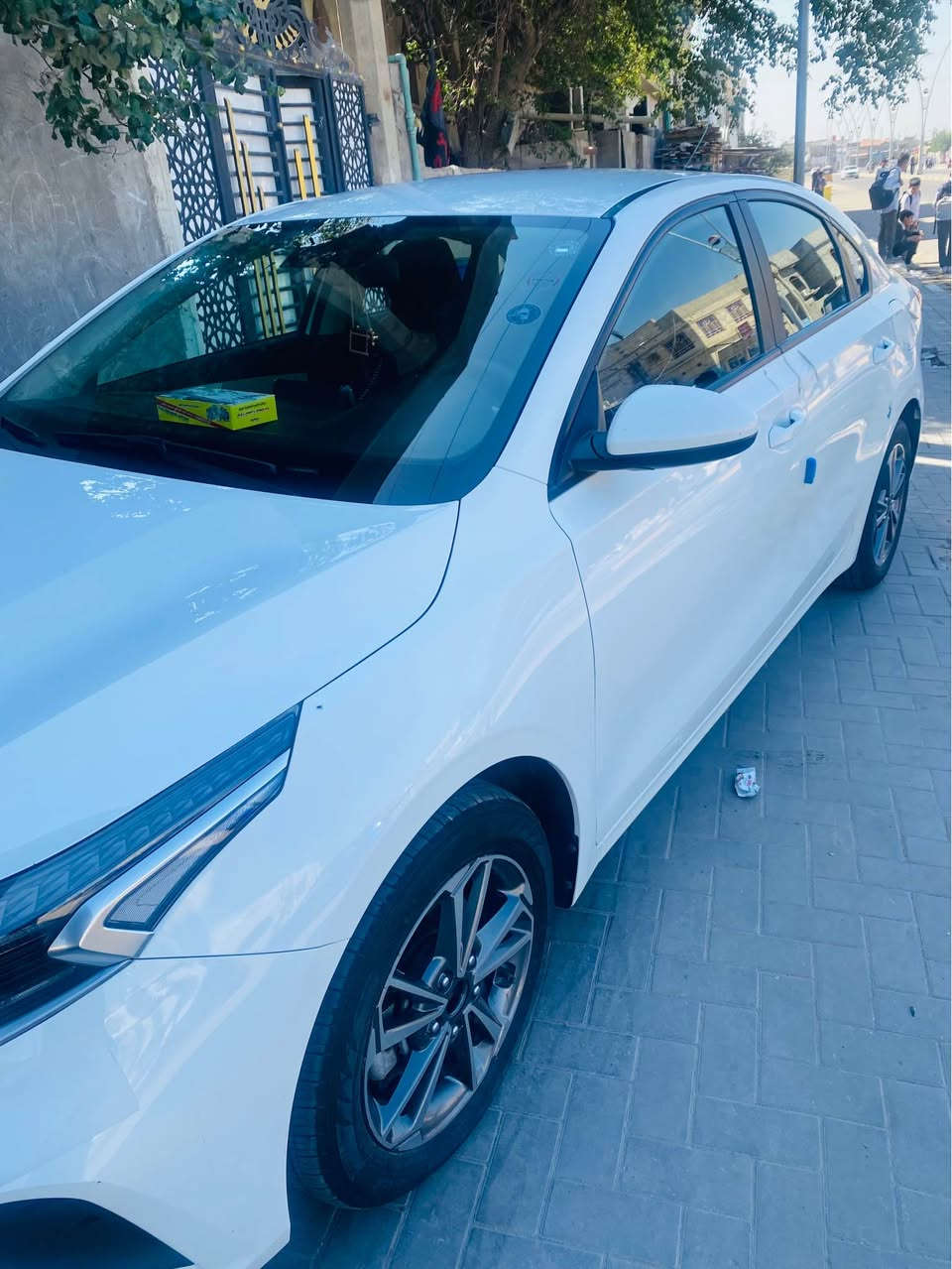 السلام عليكم ورحمة الله وبركاته سيراتو خليجي للبيع موديل 2022 رقم أربيل السياره كفالة عامه كير ومكينه وحدادية استخدام شخصي راعيها موظف مكينه 1600 المرغوب 
السعر 163$
البصره حي الحسين شارع الطاگ *********** البصرة, العراق
