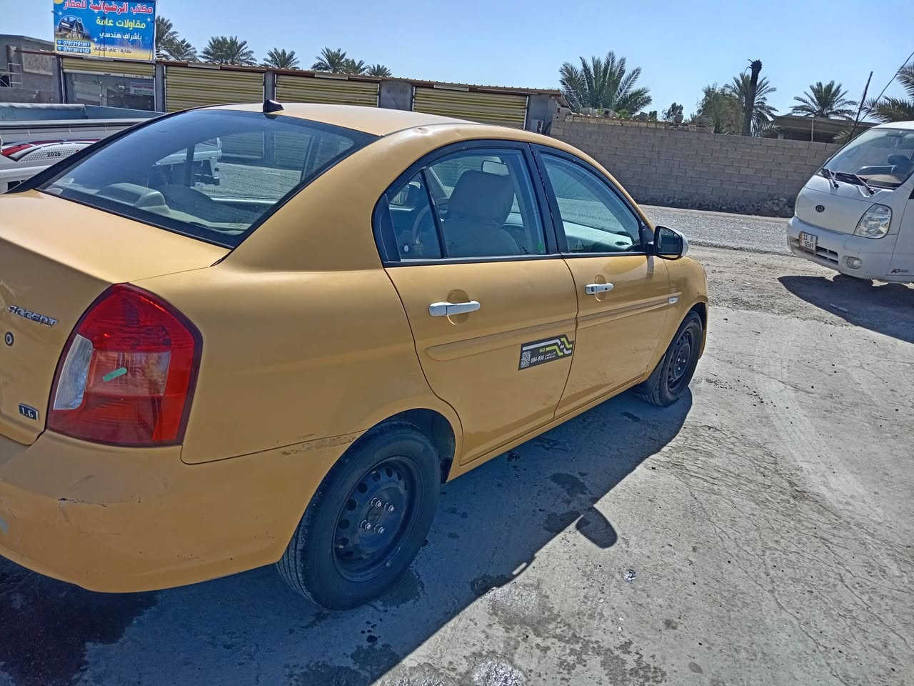 للبيع سياره اكسنت مكفوله 2011 بغداد رقم ***********
