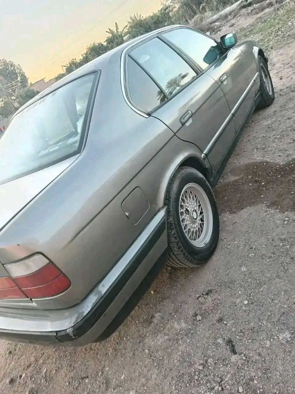 سلام عليكم للبيع بي ام حجم 525iاصل محرك مسكر عدل كير عادي السياره بسمي رقم صلاح الدين انكليزي سنويه لل2030 هزه جديده صدر خلفي امامي جديد تبريد شغال كشنات جلد كهرباء  ارباك دبل جكمجه دبل كمبيوتر وماوس وفتحه 3 حركات كير رياضي كلشي شغال بيهة للبيع فقط سعرهة48 وبيهة مجال مكاني صلاح الدين مكيشيفه*********** بدون مراوس فقط بييييع وبدون اقساط نقد فقط
