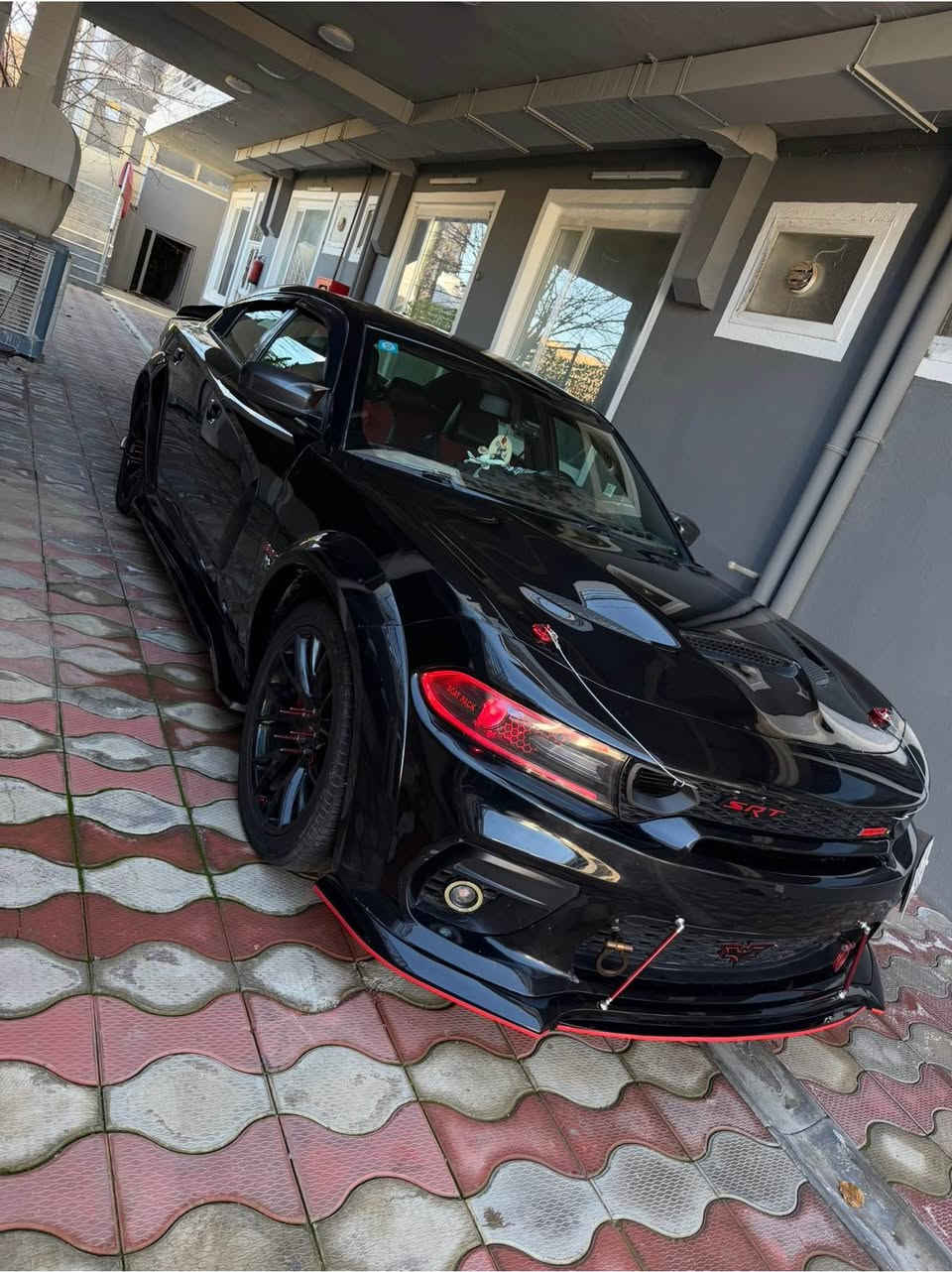 جارجر SRT  سكات باك اصل موديل 2019
فول مواصفات حادثهة موضح بالصور
مكينة 6400
كير طيارة 8 نمر
ماشية 65 الف ميل
سلايت طكتين 
كشنات خلفي تدفئة
ستيرن كهرباء وتدفئة
كشنات الامامية كهرباء+ خزن +تدفئة+ وتبريد
رادارات
دركة رياضية 
شفتات ستيرن
بجم زنون + لد متغير ع التلفون
اكزوز صالنصات كورسا
بلكات ريسنك
دبلات كورسة صفر
طلقات نار مخيفة
اضافة وايد بدي مرتب
كشنات نحلة اصلي حضن
شاشا جبيرة 
سستم سمعات البينيا صوت يخبل
ويل 20 تو سايز 
اوبشنات فول تتحكم بيهن من الشاشا
داش كام
وبعد بيهة هواي مواصفات
السيارة متعوب عليهة كلش هواي وماناقصهة كلشي كير مكينة صدر تدفئة وتبريد وكهربائيات كلة مكفول بيهة صبغ 4 قطع بدون دواخل بدون لغد بدون شاصي
رايدهة $190
مكاني بغداد الجديدة *********** بغداد, العراق
