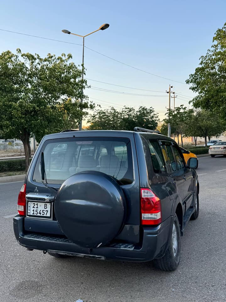 بەناوی خوا
باجیرۆ ٢٠٠٥ خلیجی شریکەی سەردار مەکینە V6 3.0 مەرغوب گێڕ ئۆتۆماتیک سێ ڕیز کوشن تەبرید مەرکەزی دەبڵ ئەکسڵ جام کارەبا ئاوێنە کارەبا کامێرای بەگ ٣ شاشە بلوتوزو ئاریەڵ کارەبای سەیارەکە ماڵی دۆستە بەناوی خۆمەوەیە تەحویل و و غرامە بەشەرت سەنەوی هەتا ٢٠٢٨ تازەیە 
سعر 87 مەعمەلە

یەک پارچە بۆیاخ
***********

بسم الله
باجيرو موديل ٢٠٠٥ خليجي شركه سردار محرك ٣٠٠٠ ٦سلندر مرغوب گير اوتوماتيك فور ويل ٣مقعد كشن تبريد مركزي جام كهربا مرايه كهربا كاميرا و ٣ شاشات اريال كاربا سنويه جديد لحد ٢٠٢٨ شرط تحويل و غرامه 
قطعه واحد صبخ 
سعر 87 ورقه و مجال
*********** كالار, السليمانية

