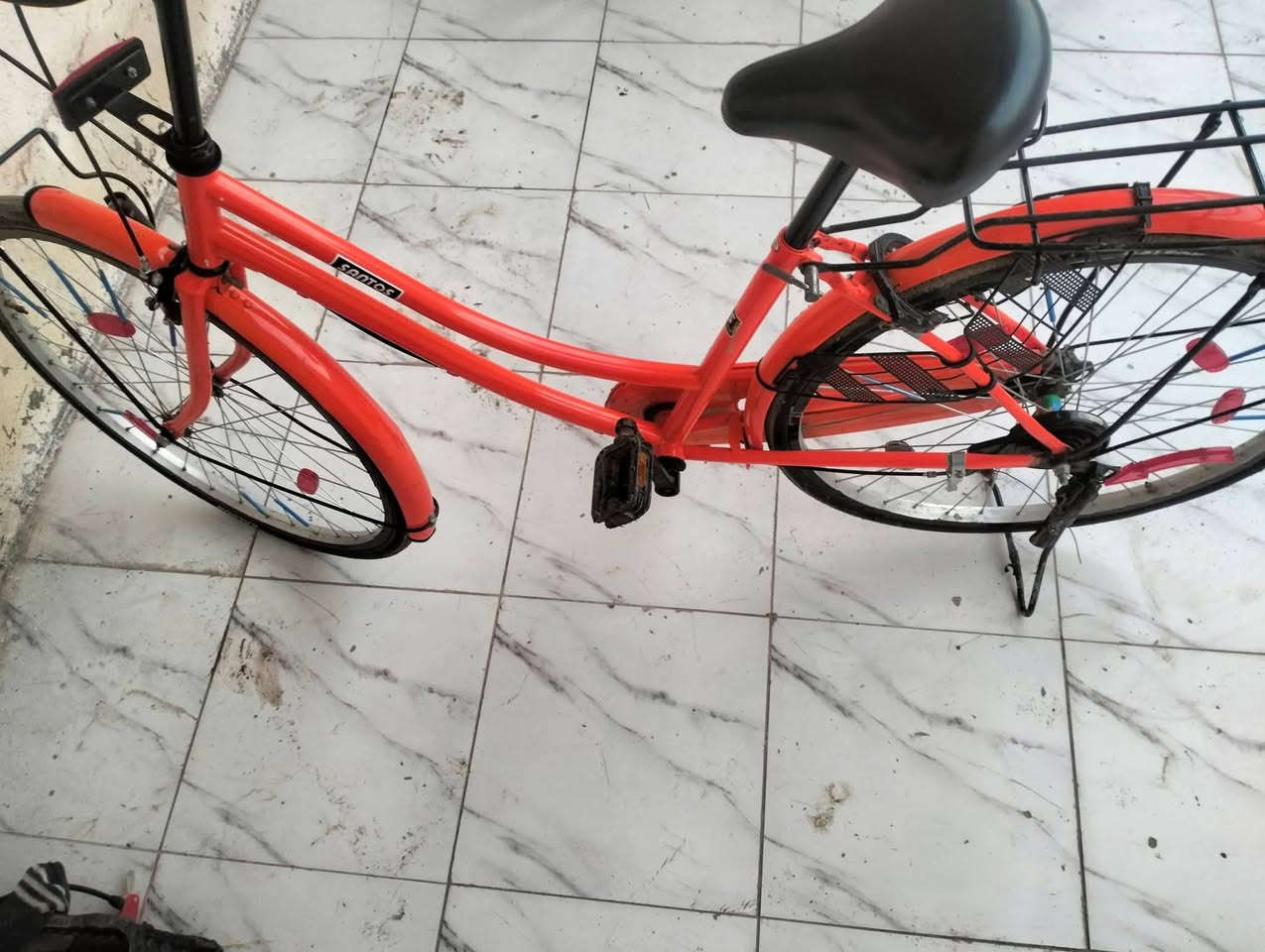 سلام عليكم بيسكل  للبيع سانتوس حجم 26
غراضه كامله نضيف سعره 120 بي مجال قليل مكاني ناصريه مركز

رقمي ***********
