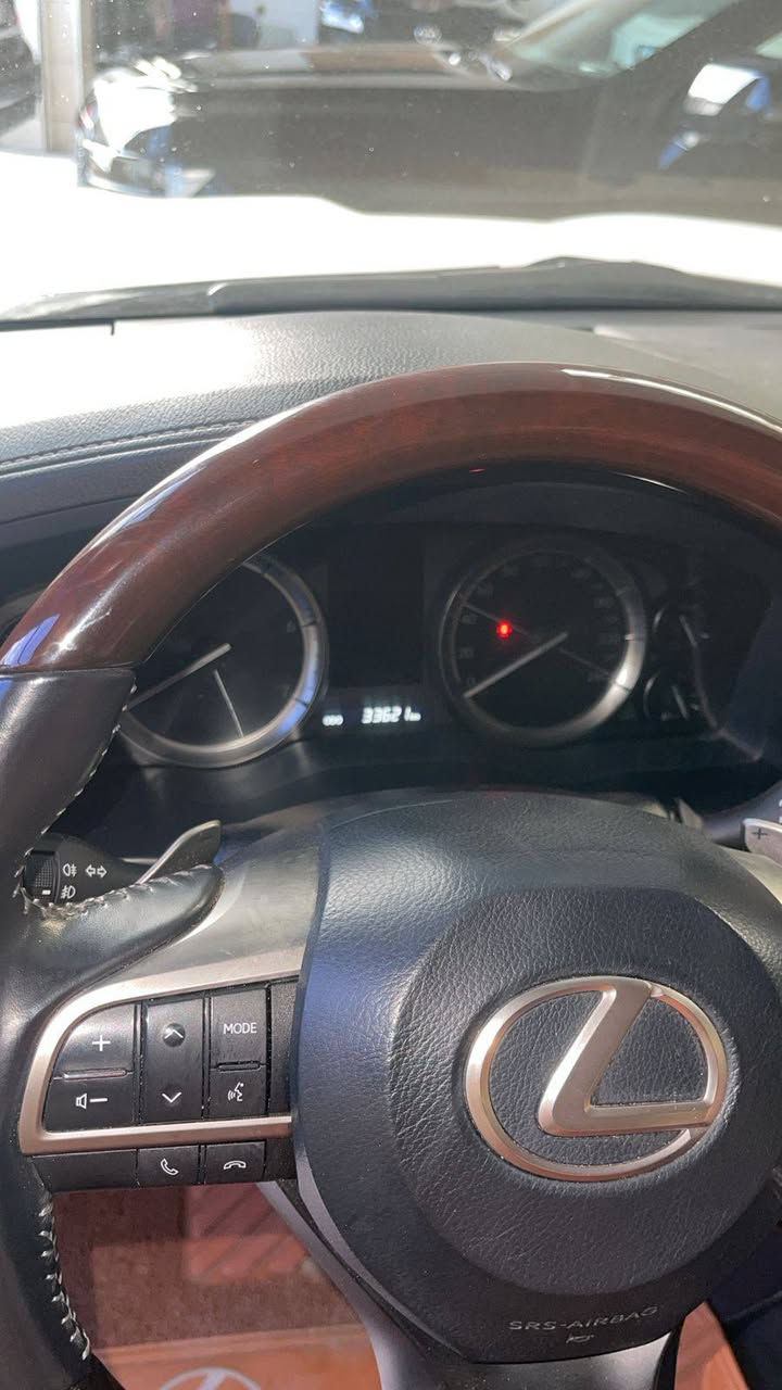 🚘 لكزز موديل 2020 بريم
🔹 الممشى: 33 ألف كم
🔹 شرط كبات – غير مشدودة
🔹 الصندوق الخلفي أسود وعلى قفلته
🔹 السيارة مغلّفة PPF بالكامل
🔹 مواصفات لكزز بريم المعروفة (فل)
🔹 نظافة عالية جداً وجاهزة للفحص
💰 السعر: 83 ألف
📍 رقم بغداد
📞 للاتصال: ***********
