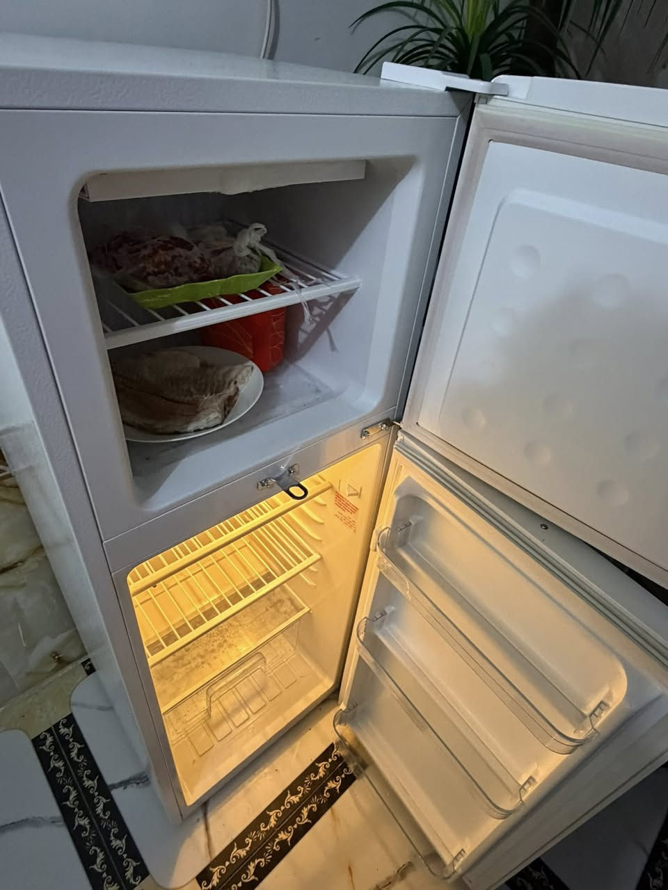 ثلاجه 8قدم استخدام 5 اشهر للبيع المكان الناصريه الشموخ سعر خاص


**إذا كنت صاحب هذا الإعلان وتريد حذفه لأي سبب، رجاءا أرسل رسالة إلى الدعم الفني**