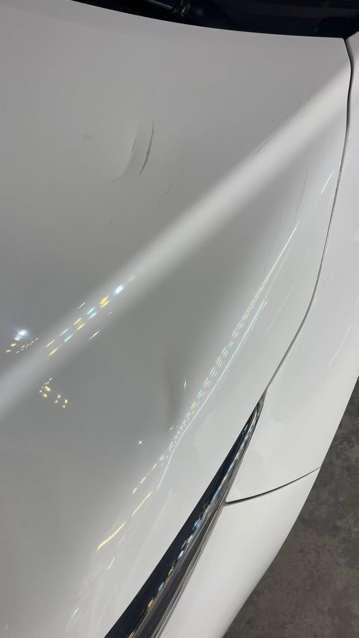 السلام عليكم كورلا هايبرد تجميع الصين 
موديل 2024
بأسمي تحويل مباشر 
السياره فول مواصفات 
داخل احمر جلد 
سلايد روف 
مانع انزلاق 
مانع تصادم 
تحديد مسار 
كروس سرعه
ماشيه 24 الف 
السياره سابقاً كفاله 
بيها هاي الطحات ابيعها ع حادثها 
السعر 138$وبيها مجال 
للاستفسار ‭0773 755 8553‬
