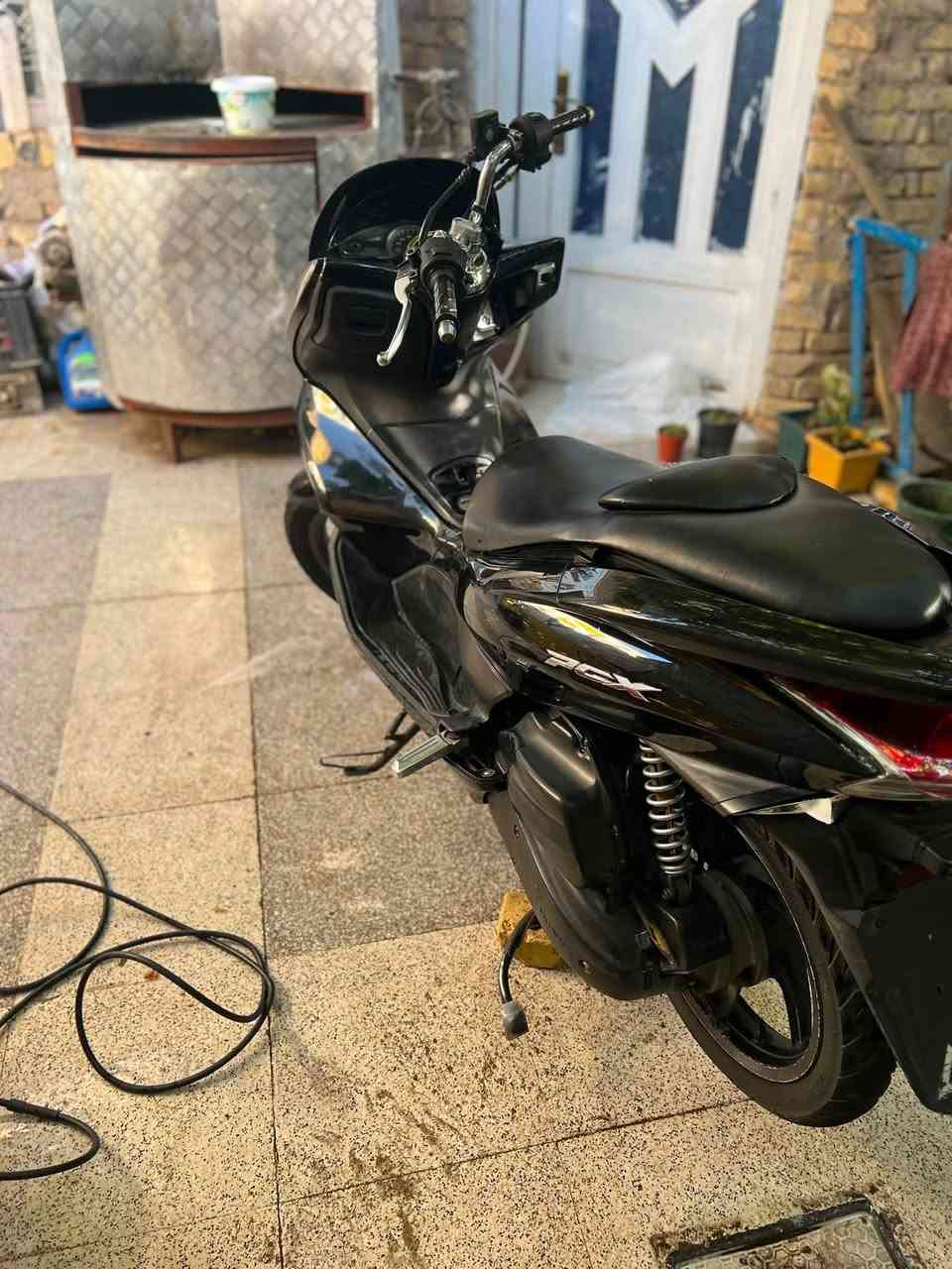 يا الله السلام عليكم دراجه RCX للبيع الدراجه خير من الله نقص فقط قبق بلستك مال بانزين كدامك واضح بل صوره الدراجه ماشيه ٦١ الف الدراجه خرسه بل مشي ونضافتهه شوفت عينك السعر خاص او عل رقم ***********بي واتساب مكاني كوت
