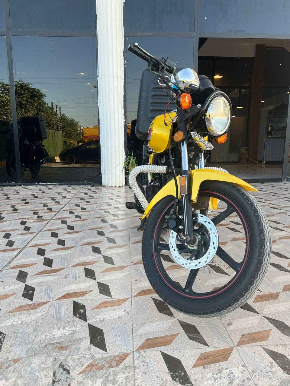 دراجة دايوان نفخ 2022
مرقم بابل تحويل مباشر

محرك 200كتابة حمرة

محرك كفالة

بيه نواقص بسيطة

مكاني بابل الاسكندرية

السعر مليون و٨٠٠ وبيه مجال بسيط
***********
