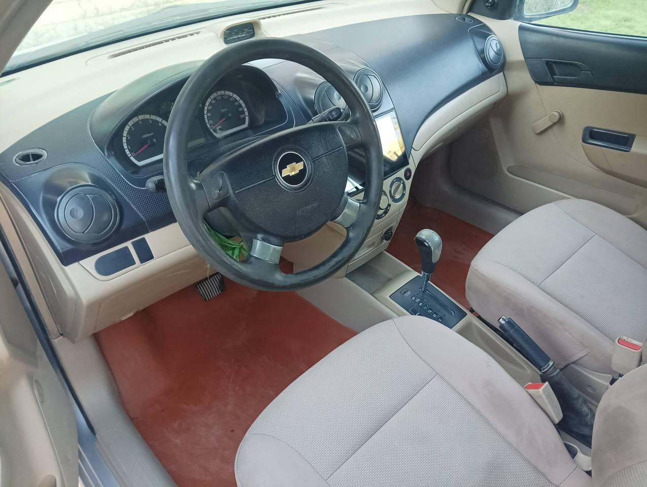 لسلام عليكم 
افيو 2013 رقم بابل خليجي مسكر المرغوب جاهزه من كلشي الاستفسار ***********
