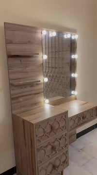 غرفة نوم تركية نفرين نظيفة جدا جدا للبيع مع هدية زولية وية الغرفة وشاز...