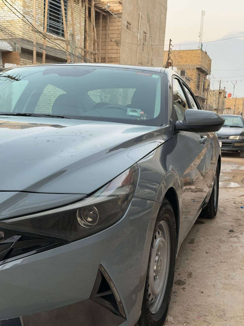 السلام عليكم الانتره مديل 2023 هيبرد بدون ايرباك  السعر 165$ وبيها مجال للاتصال ***********
