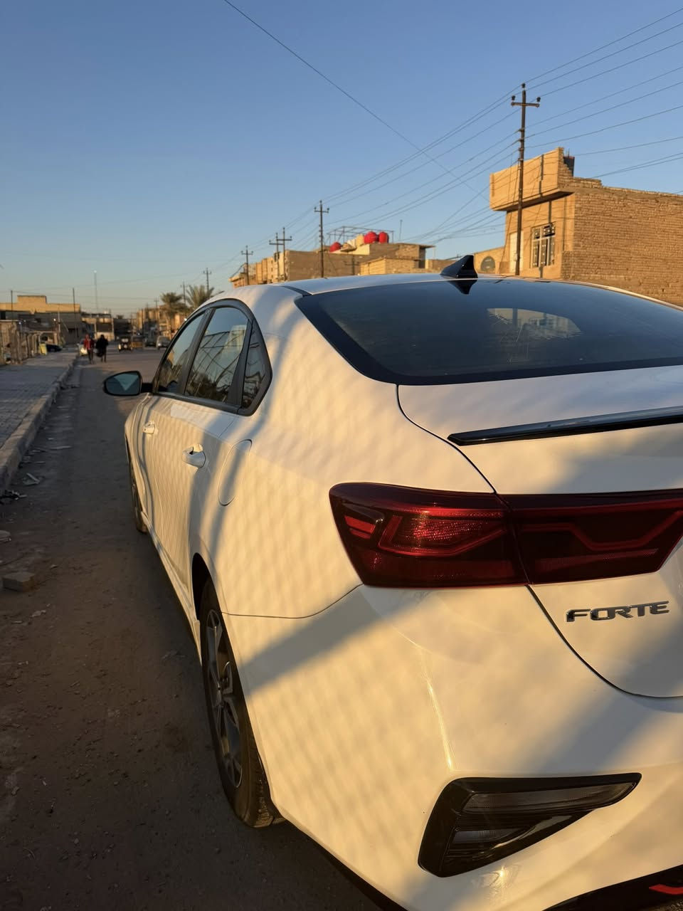 فورتي للبيع موديل 2021جي تي لاين حادثهه جاملغ اوبنيد رقم بغداد فول من عده الفتحه ماشيه 70الف محرك دوش 2000 كير اي تي سعرهه 138مكانهه بغداد الشعب رقم الهاتف 
***********
