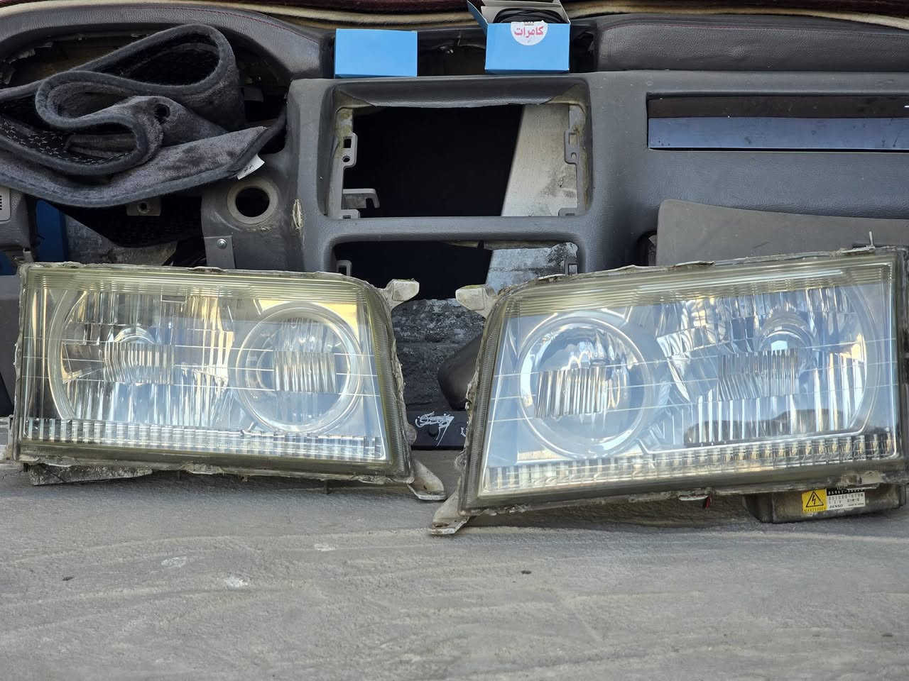 لايتات راس ثور ابو عيون 
كاملات مقفلات 
كلوبات ناصي زنون بلادي 
كلوبات عالي 
قباقه  كامل مقفل 
مكاني الناصرية قضاء الشطره 
يوجد توصيل جميع محافظات العراق 
***********
