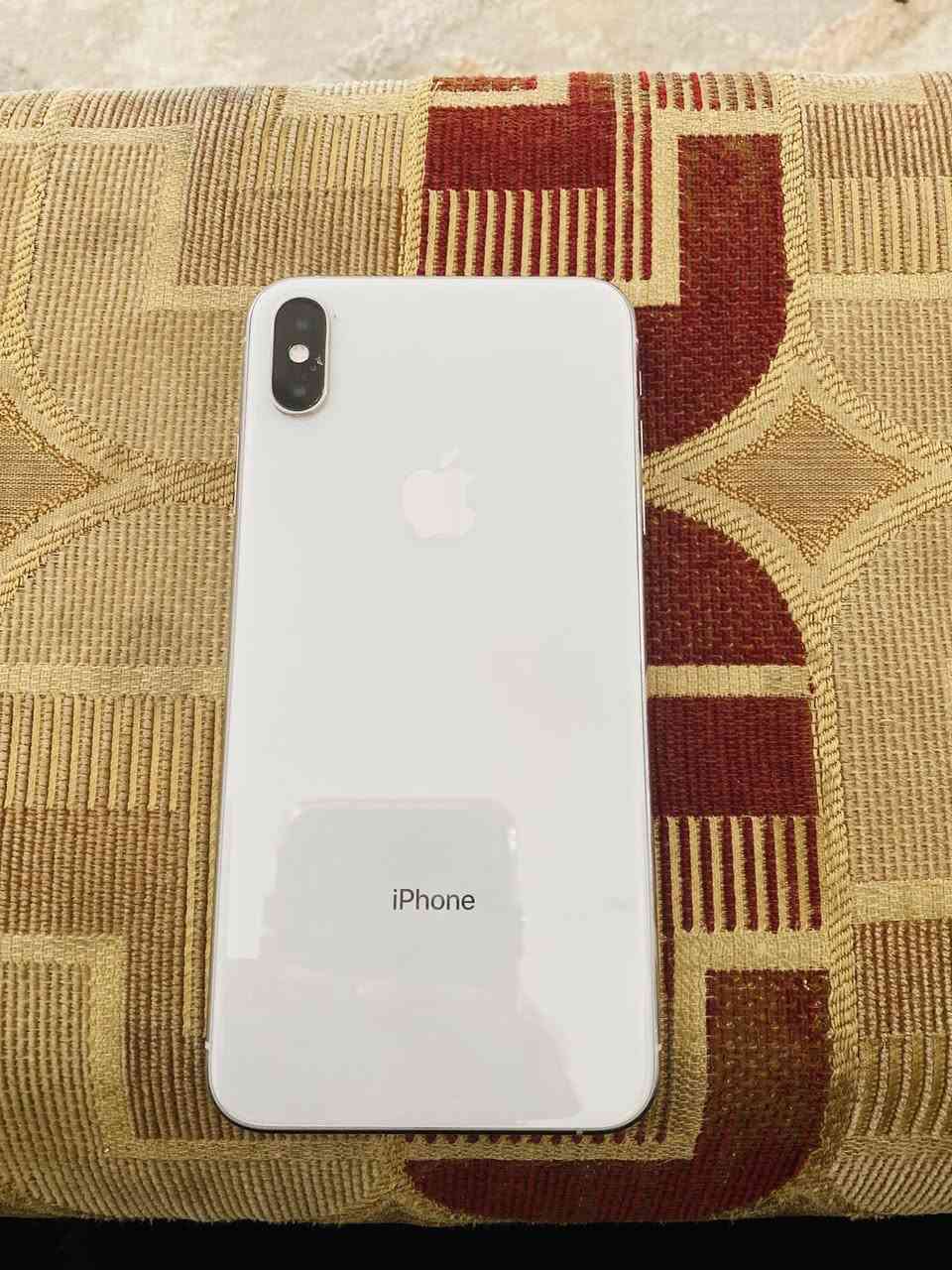 اكس ماكس البيع نضافه 80 ذاكره 256 مستعجل عله بيعته سعر 150 قفل رقم ***********
