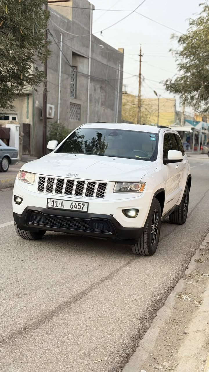 جيب لاريدو ٢٠١٤ للبيع
رقم بغداد مميز بسمي شخصا تحويل مباشر 
هزه وسنويه رقم جديد
6 سلندر محرك (3600) . 
عدد المسافة 90الف
بصمة بصمة أبواب.
تشغيل عن بعد
كراسي كهرباء  
شفتات بلستيرن
قطعتين تبريد
دبع رباعي
نضام eco أقتصادي.
نضام APS.
مانع أنزلاق.
تحكم ستيرن+مثبت سرعة.
نضام صوت 
حساسات 
قطعة بنيد صبغ  
وبدون دواخل بدون اي رباك
تخم تاير ياباني جديد + حداديه جديده 
السعر 177 بيها مجال 
مكان السياره ديالى شهربان
***********
