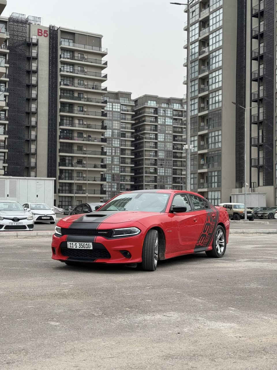 للبيع دوج جارجر RT موديل 2022

سيارة قوية ومرتبة، استعمال نظيف وما بيها صرفية
محرك HEMI 5.7 الممشى (49,600 ميل)

🔹الموصفات 
شاشة جبيرة تحكم سترين كامل حساسات كامرة خلفية 
نظام صوت ممتاز وباقي الموصفات معروفة بل RT

🔹 الحالة:
السيارة نظيفة وجاهزة
حادث خفيف وتم تبديل الدعامية الأمامية فقط
✔️ بدون أي تأثير على الشاصي أو المكينة 

🔹مكان السيارة بغداد 
📍 جاهزة للفحص بأي مكان
💰 السعر: 26.500

📞 للاستفسار 
***********
