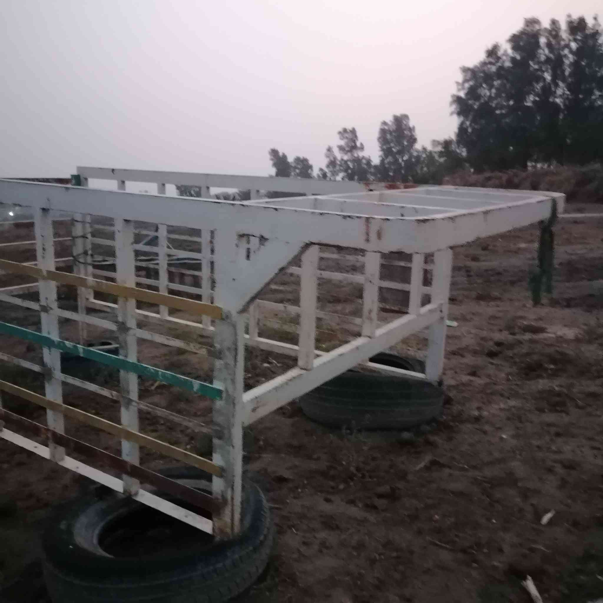 سلام عليكم محجر للبيع السعر خاص اتصل ع رقم  ( ***********)
