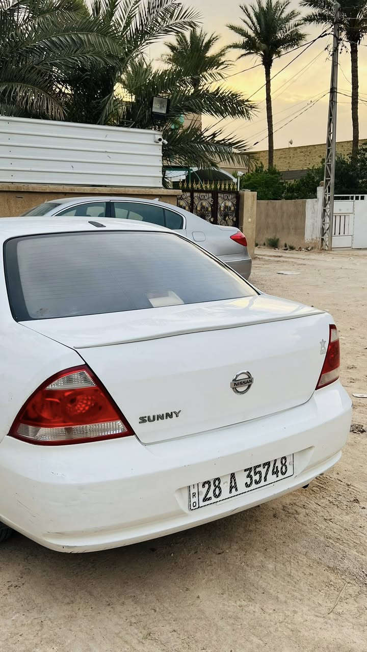 نيسان صني 2012 بدي كوري مكينه قبق ابيض 1600 رقم نجف انكليزي باسمي سنويه 2031
مكينه وكير كفاله 
تبريد تدفئة شغاله وثلج 
السياره بيه حادث جاملغ امامي ايسر بجهة السايق وبيه مكانات صبغ اثنين او ثلاثه ماضابطهن تجي وتفحص بس اني ابيعك حزام 
تخم تاير هستوني شاده جديد 
حداديه هستوني نافضه 
كهربائيات كله شغاله على الفحص 
السياره ماعايزه كلشي 
اذا اكو مراوس بسوناتا او النترا مقدس او نيسان هنديه 
السعر 90 ورقه وبيه مجال وكلشي اكو بالسوك مايعجبك السعر اگلب المنشور ومشكور 
الاستفسار ***********
مكان السياره النجف الكوفه
