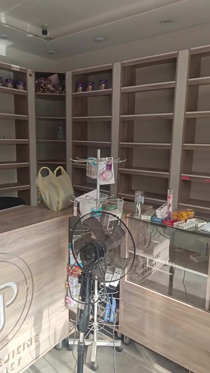 سلام عليكم يتوفر رفوف صيديله مع كاشير وسستم كامرات جدد استخدام قليل سعر على خاص


**إذا كنت صاحب هذا الإعلان وتريد حذفه لأي سبب، رجاءا أرسل رسالة إلى الدعم الفني**