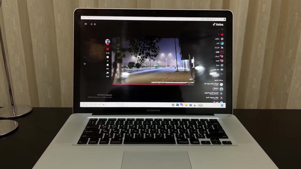 ✅ المواصفات:

* Windows 11
* RAM 8GB
* SSD سريع
* شاشة Retina HD
* كيبورد مضيء
* بطارية جيدة
* كاميرا HD
* صوت نقي
* Wi-Fi وBluetooth
* تصميم ألمنيوم خفيف وأنيق

🔥 المميزات:
سريع جداً بالتشغيل، مناسب للدراسة والشغل والتصفح وتشغيل عدة برامج بسلاسة، مع شكل راقي وهيبة الماك بي تطبيقات التواصل وتصاميم وبرامج الخلفيه ويا شاحنه وماوس وحقيبه 

📌 الجهاز جاهز وما يحتاج أي مصاريف
💰 السعر ٢٠٠
📩 للاستفسار راسلني ***********
