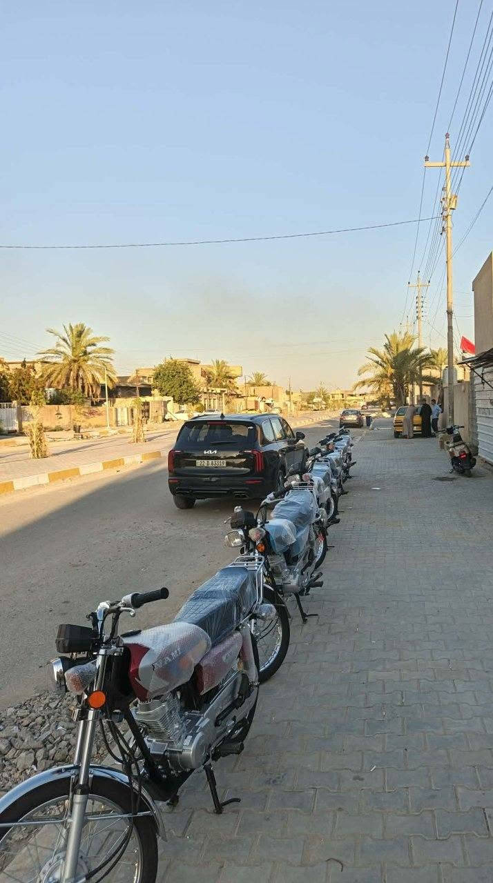 متوفر اربعه كير نامه موديل 26 
1/ نامه شلامجه صارله 10من طالع دهن شركه بعده بيه موديل 23اصل بلادي ليس تعمير 1200

2/ نامه لون رصاصي صارله  12من طالع حته وصل معرض كتلوكات شركه موجوده بيه 725 موديل26

3/ نامه لون سمائي صارله 18من طالعه دراجه جديده حيل 

موديل 26سعر 700

4/ نامه لون ابيض صاله 25من طالع دراجه جديده سعر 725 موديل26 

5/نامه لون اصفر صارله شهرين ونص من طالعه سعر 650 موديل 26

6/ارشا ام عدسه شرط مو ارشا هاي عاديه لا ام عدسه مال نجف لون ازرق جديده حيل سعر 675

عنوان بابل مسيب 

ملاحظه دراجات كفاله اوراق ومحرك جيب وياك مصلح تعال 

لاتكلي اريد اروح اشوفه اعتذر منكم شراي يجيب مصلح ويجي 

‏‪***********‬‏

‏‪***********‬‏

‏‪***********‬‏
